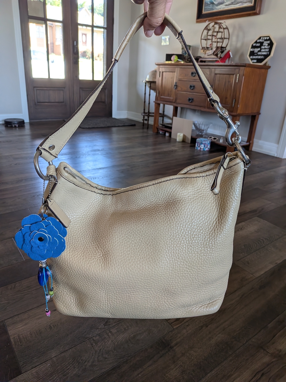 Coach Sarah Vintage Pebbled Leather Hobo Shoulder Bag Cream - F13094